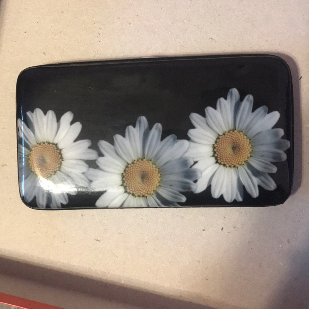 Daisy Wallet - Picture 3 of 6